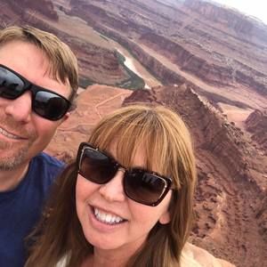 Meet your Posher, Lyndia